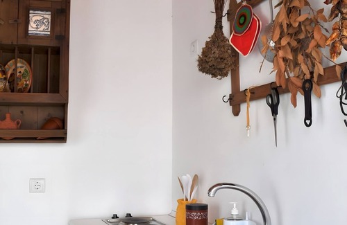 Barrancos Apartment | Apartment 'O Quintal - Barrancos' with Private Terrace and Wi-Fi