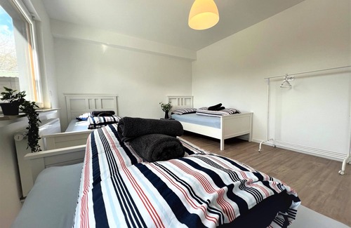 Bergisch Gladbach Apartment | Apartment Oberkülheim GL6-UG with terrace