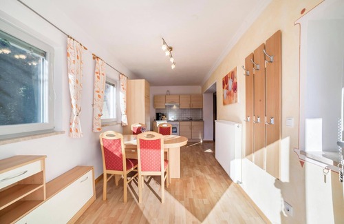 Rifiano Apartment | Apartment "Oberegghof Laugen" with Mountain View and Wi-Fi