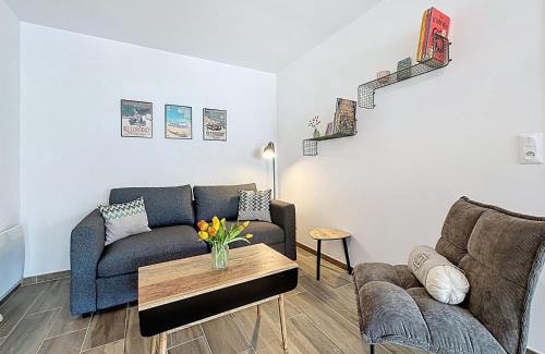 La Bernerie-en-Retz Apartment | Apartment Océanide-2 by Interhome