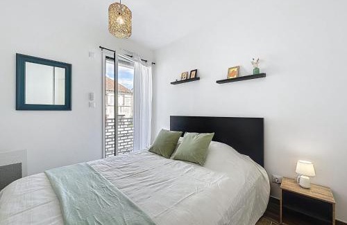 La Bernerie-en-Retz Apartment | Apartment Océanide-2 by Interhome