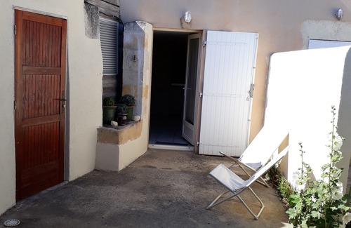 La Rochelle Apartment | Apartment of 28 m² on sunny courtyard