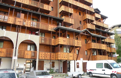 Les Deux Alpes Apartment | APARTMENT OF 31 M2 (6 beds) - In the Center of the Village - LES 2 ALPES