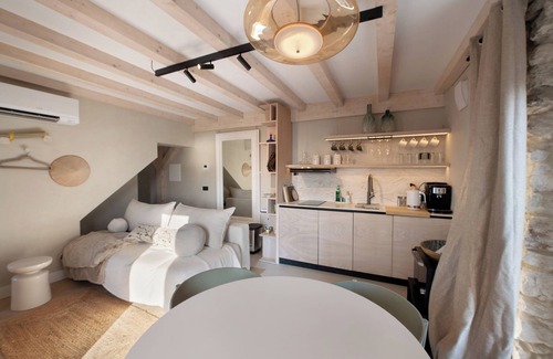 Malcesine Apartment | Apartment Oliva (45 m2) with shared terrace, sauna and lake view