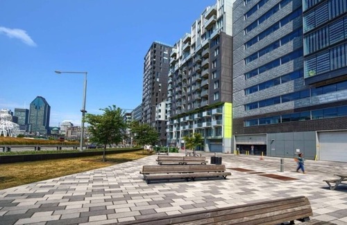 Cite Multimedia Apartment | Apartment Old Montreal