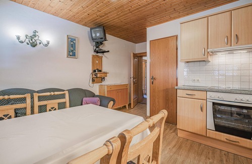 Feuring Apartment | Apartment on former stables