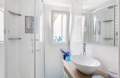 Villanova Apartment | Apartment on the beach - CASA NETTUNO