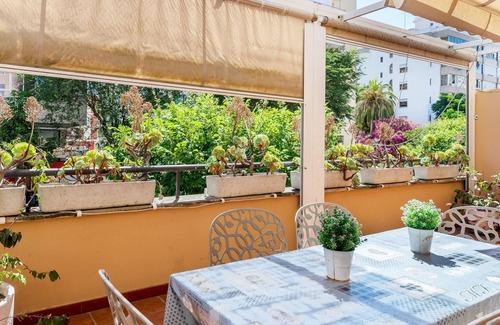 Cadiz Apartment | Apartment On the Beach with Large Terrace & Wi-Fi