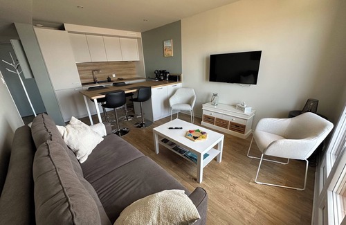 Wissant Apartment | Apartment on the dike, feet in the water