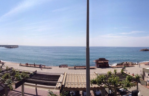 Blanes Condo | Apartment on the seafront, in the middle of the bay, best possible location