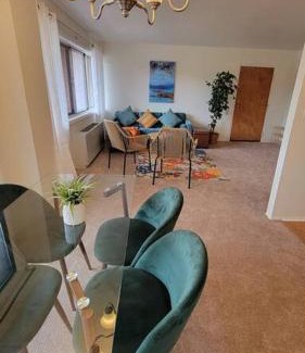 Claremont Apartment | apartment, one bedroom
