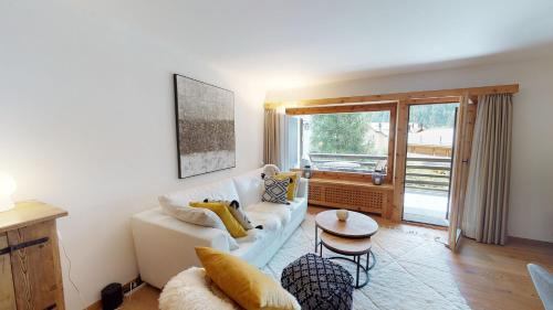Celerina-Schlarigna Apartment | Apartment Panorama