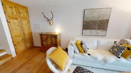 Celerina-Schlarigna Apartment | Apartment Panorama