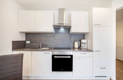 Schenna Apartment | Apartment 'Panoramawohnung Bergerweg' with Mountain View, Wi-Fi & Terrace