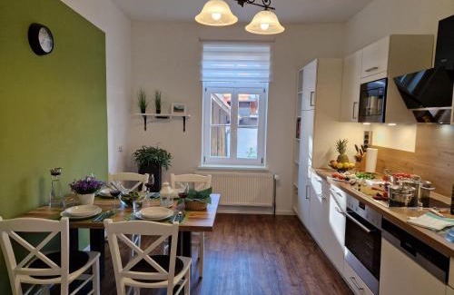 Goslar Apartment | Apartment Piepmäker mit Parkplatz und Kamin, Bahnhof fußläufig