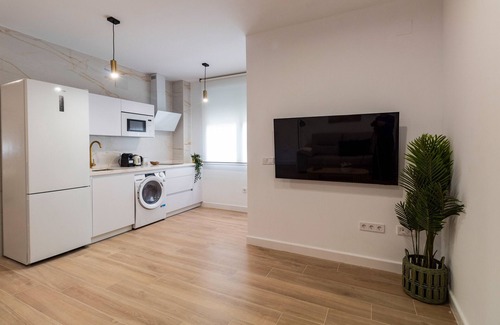 La Corza Apartment | Apartment 'Piso Junto Sta Justa 3' with Wi-Fi and Air Conditioning