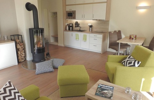 Plau am See Apartment | Apartment Plauseelig mit Bootsliegeplatz im Hafendorf Plau am See - Apartment