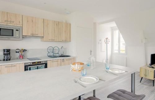 Rotheneuf-Le Pont Apartment | Apartment Plein Soleil by Interhome