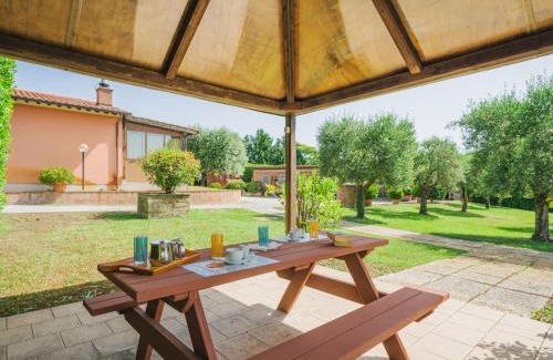 Orentano Apartment | Apartment Ponziani-2 by Interhome