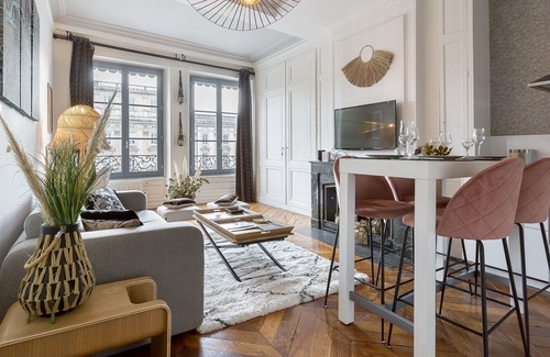 Terreaux - Bat d'argent Apartment | Apartment-Premium-Whirlpool bath-City view-Luxe aux Terreaux