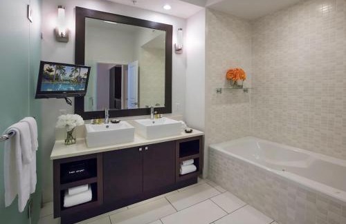 Doral Apartment | Apartment Provident Doral at The Blue-7 by Interhome