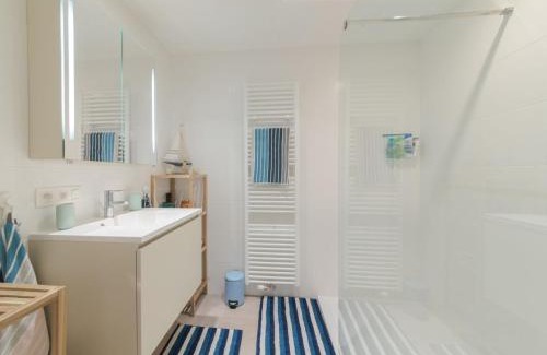 Bredene Apartment | Apartment PURA VIDA by Interhome
