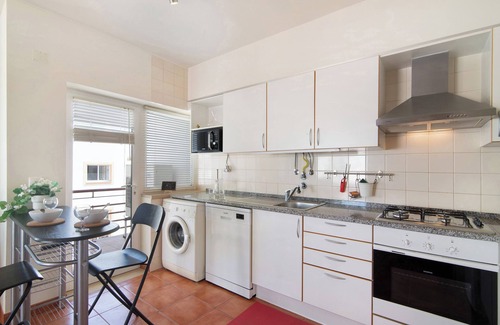 Conceicao e Cabanas de Tavira Apartment | Apartment 'Quinta Gomeira 146' with Sea View, Shared Pool and Air Conditioning