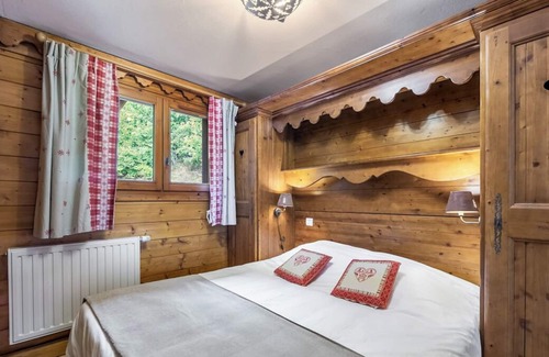 Meribel Village Villa | Apartment Raffort 2 - Four Bedroom Villa, Sleeps 8