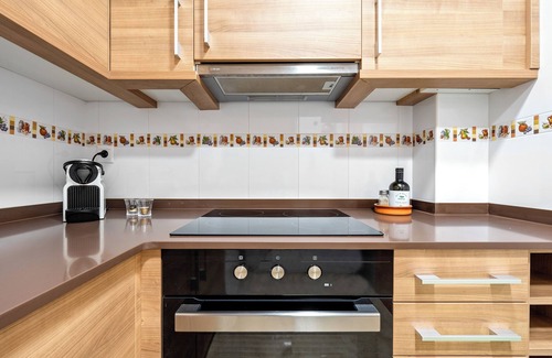El Perello Apartment | Apartment 'Repos Mar I Muntanya' with Mountain View, Wi-Fi and Air Conditioning