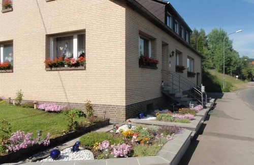 Niederehe Apartment | Apartment Resi Lux - 4-bed apartment with balcony