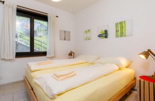 Piazzogna Apartment | Apartment Residenza Miralago Apt- D33 by Interhome