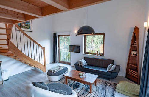 Jungholz Apartment | Apartment 'Reuterwanne' with Mountain View, Private Terrace and Wi-Fi