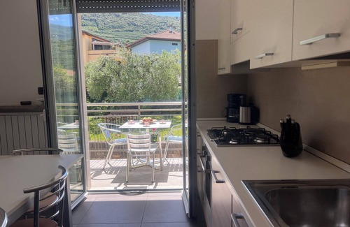 Riva del Garda Apartment | Apartment Riva del Garda - 3 bedrooms, garden, parking, balconies, WLAN,