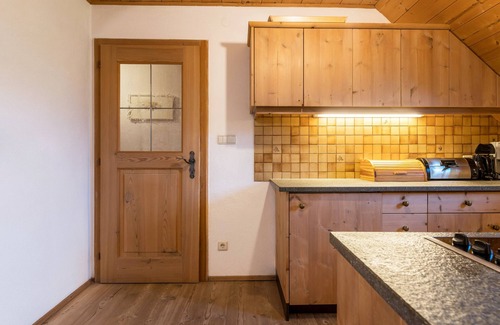 Renon Apartment | Apartment 'Ronacherhof Ringelblume' with Shared Garden and Wi-Fi