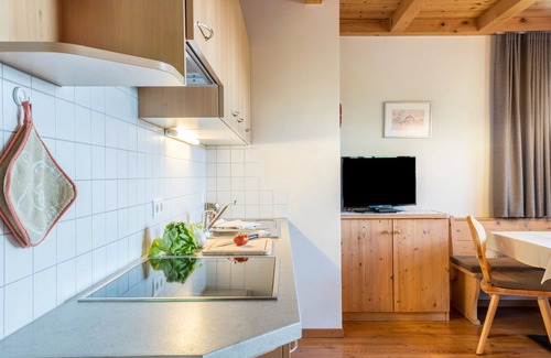 Castelrotto Apartment | Apartment 'Ronsolhof Hauenstein' with Mountain View, Shared Garden and Wi-Fi