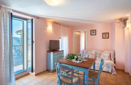 Vasia Apartment | Apartment Rosa by Interhome