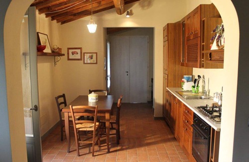 Pergine Valdarno Other | Apartment ROSA with private entrance, big equipped garden and shared pool.