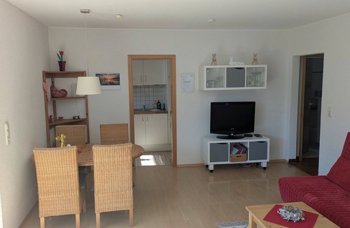 Voehl Apartment | Apartment 'Rösner' with Private Terrace, Shared Garden and Wi-Fi