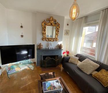 Noes Apartment | Apartment Rue Centrale