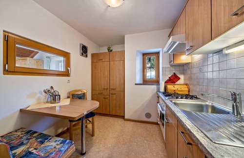 San Genesio Atesino Apartment | Apartment 'Stücklhof Wohnung Arnika' with Mountain View, Shared Garden and Wi-Fi