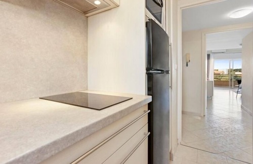Boulouris-sur-Mer Apartment | Apartment Saint-Raphaël - 2 bedrooms - 3 beds - 1 bathroom
