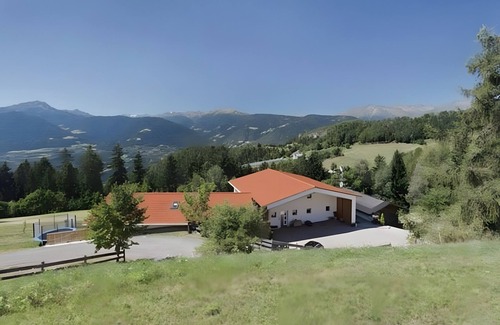 Verano Apartment | Apartment 'Salahaus Liebe' with Mountain View, Shared Terrace and Wi-Fi