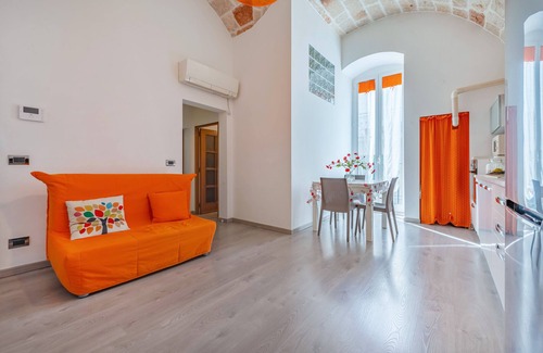 Conversano Apartment | Apartment "SanLorenzo" with WI-FI and Air Conditioning a few km from Polignano