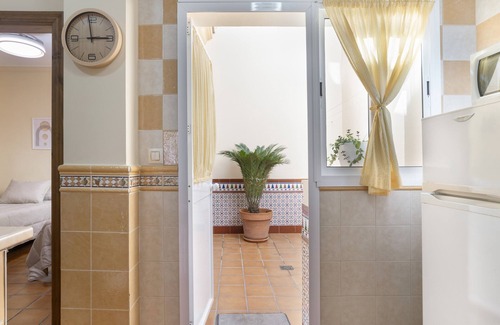 Villamartin Apartment | Apartment 'Santa Ana' with Private Terrace, Wi-Fi and Air Conditioning