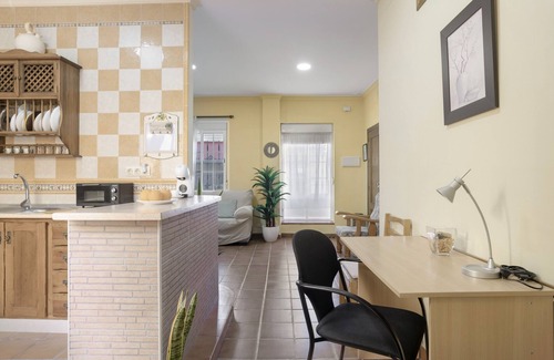 Villamartin Apartment | Apartment 'Santa Ana' with Private Terrace, Wi-Fi and Air Conditioning