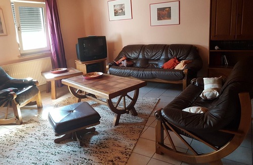 Sinntal Apartment | Apartment 'Scholz' with Shared Garden and Wi-Fi