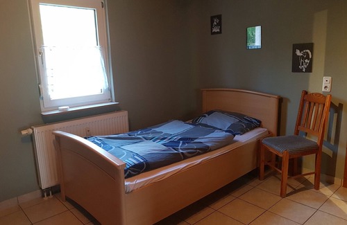 Sinntal Apartment | Apartment 'Scholz' with Shared Garden and Wi-Fi