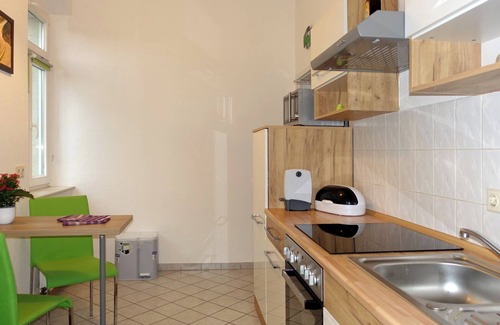 Dohna Apartment | Apartment 'Schöne 2 Raumwng' with Balcony and Wi-Fi