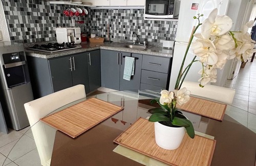 Club Santiago Apartment | Apartment (second floor) one block from the beach, CLUB SANTIAGO, Manzanillo