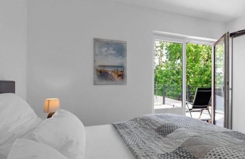 Warwerort Apartment | Apartment Seeschwalbe by Interhome